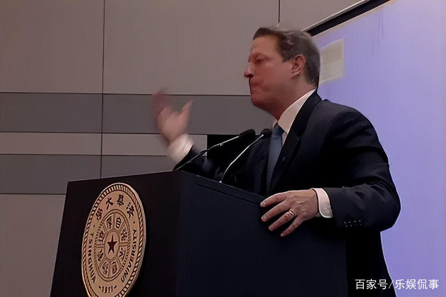 关于纪录片现实与艺术:聚焦足球运动官员的信息 关于纪录片现实与艺术:聚焦足球运动官员的信息