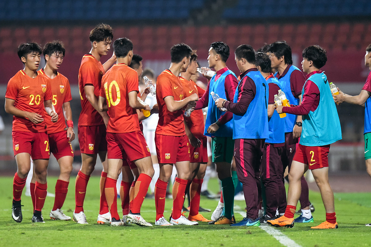 各大比赛中的精彩进球与战术回顾