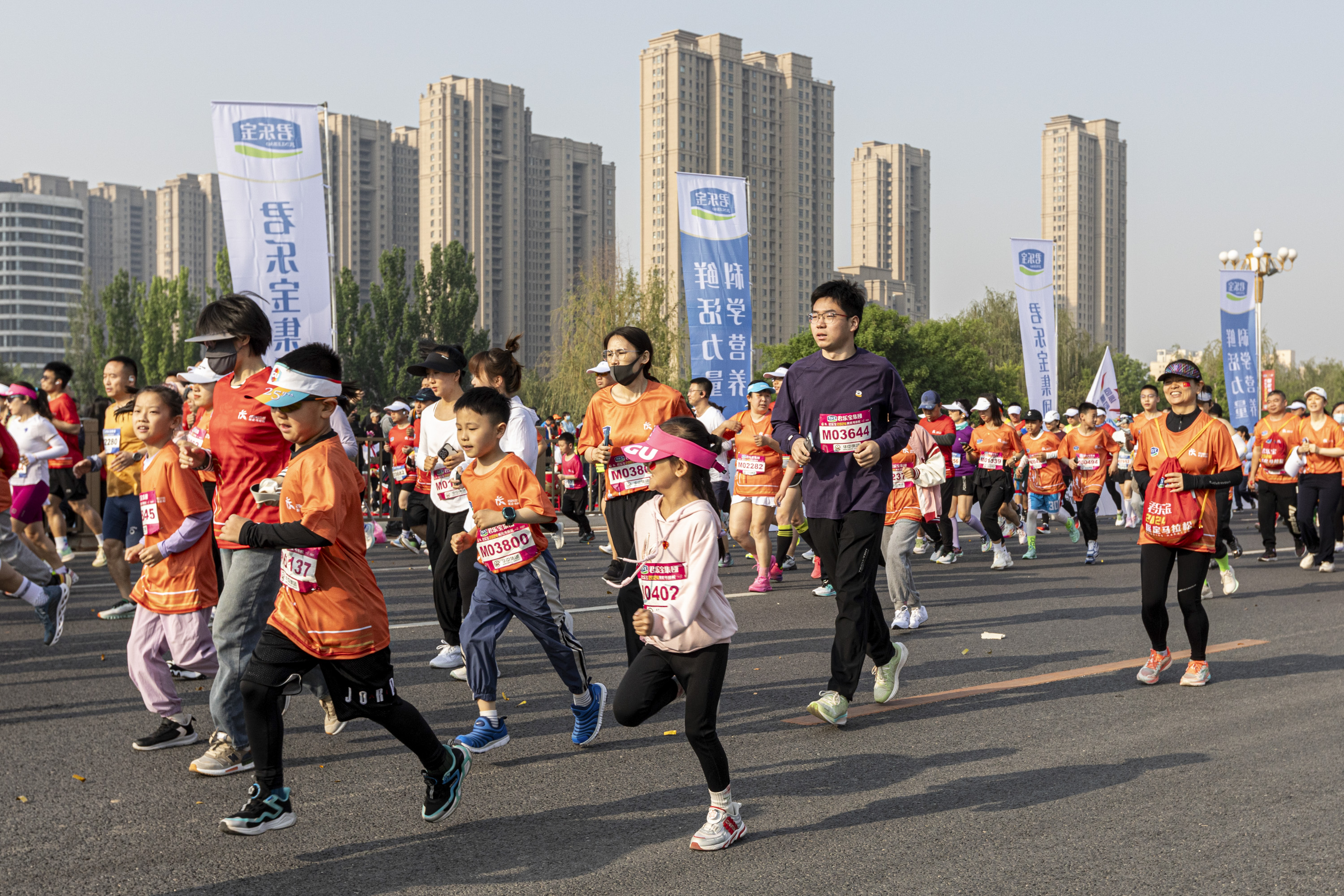 马拉松赛事的崛起：全民参与的盛宴